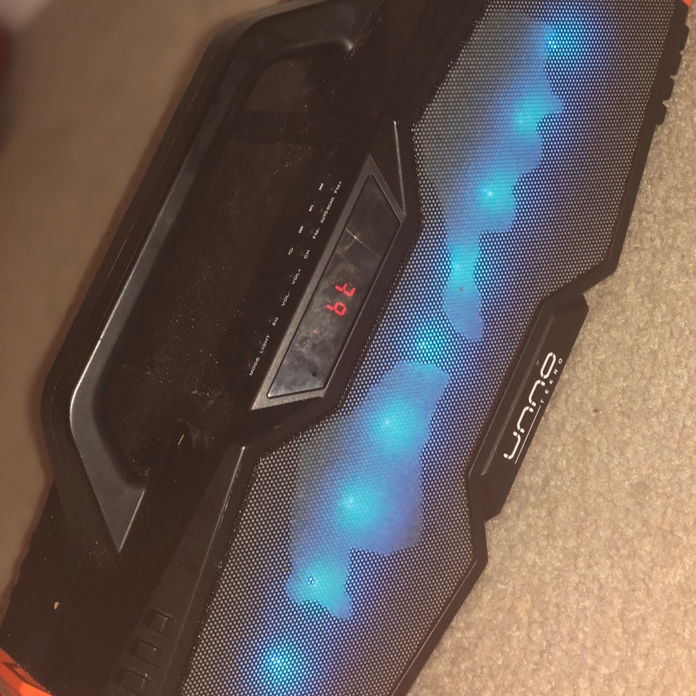 speaker - Picture 3 of 3